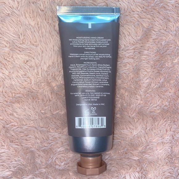 New & sealed Manna Kadar‎ Luxe Collection Hand Creme, 60 ML - Picture 2 of 3